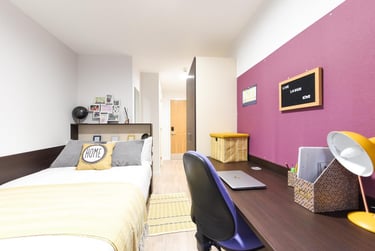 1 bed flat, New Cut Road, City Centre, Swansea, SA12DN - Image 1